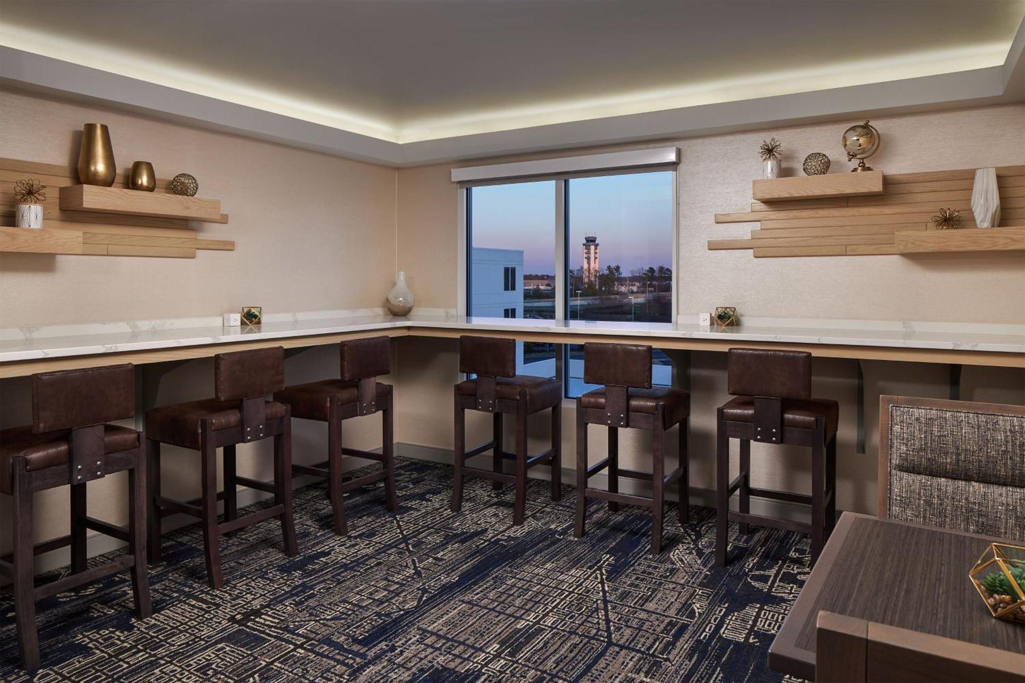 Sheraton Richmond Airport Hotel Sandston Exteriör bild