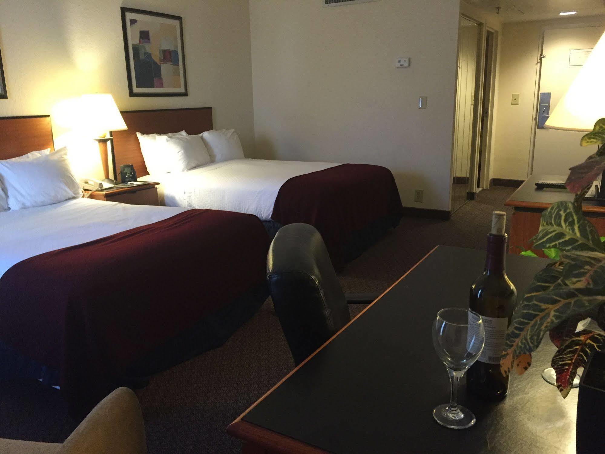 Sheraton Richmond Airport Hotel Sandston Exteriör bild