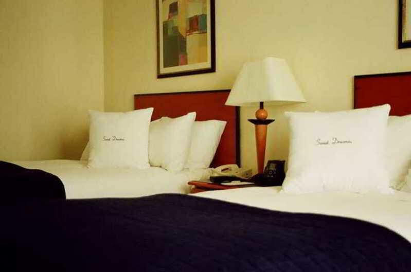 Sheraton Richmond Airport Hotel Sandston Exteriör bild